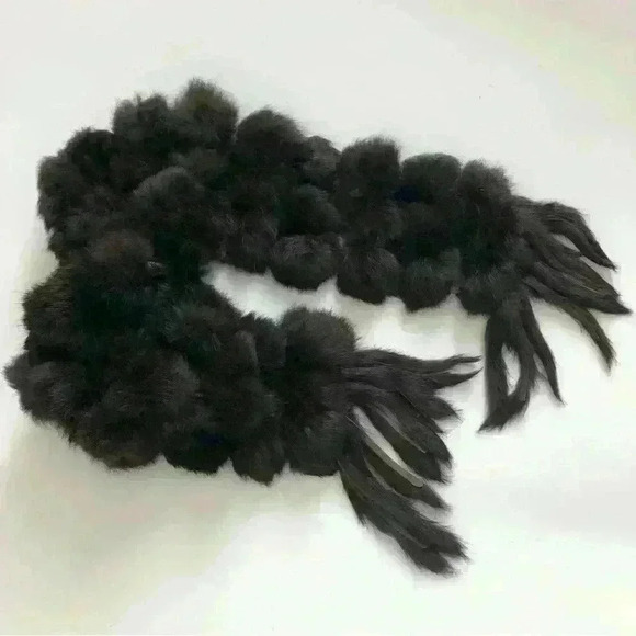 Fur  scarf - Picture 5 of 8